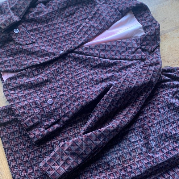Vintage Stephen Casuals Mauve and Black Patterned 1970’s Suit - Picture 5 of 16